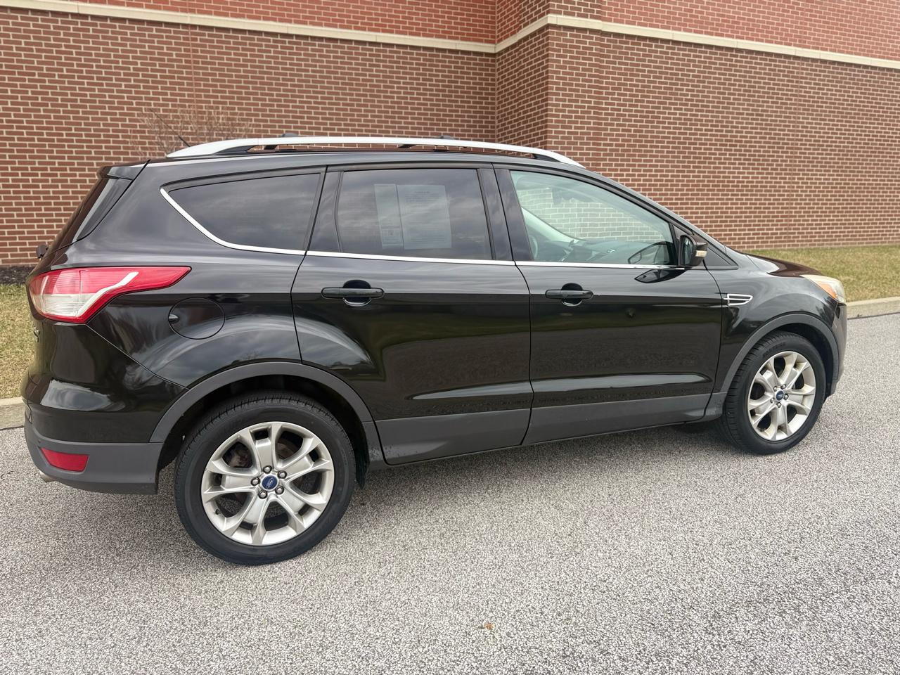 Ford Escape  2014