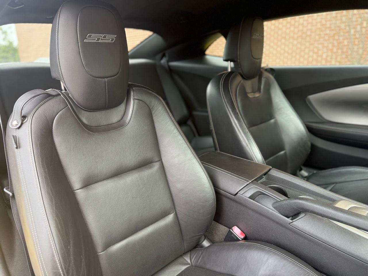 Chevrolet Camaro  2010