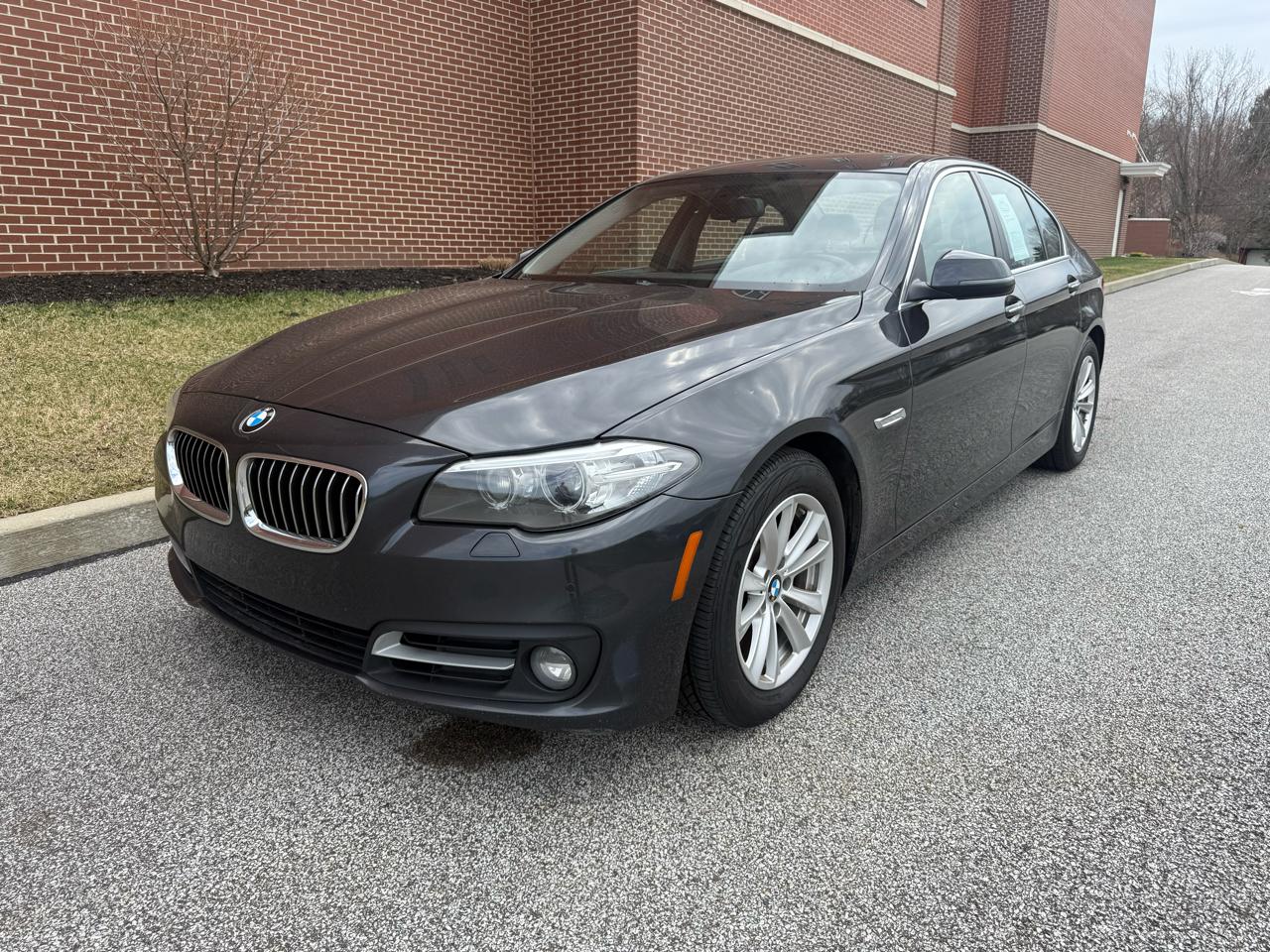 2015 BMW 5 Series 528i