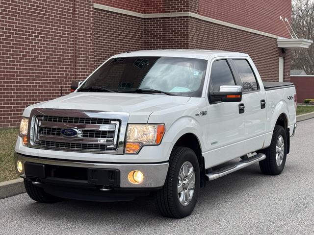 White 2013 Ford F-150 XLT SuperCrew 4WD Pickup Truck Four-Wheel Drive Automatic