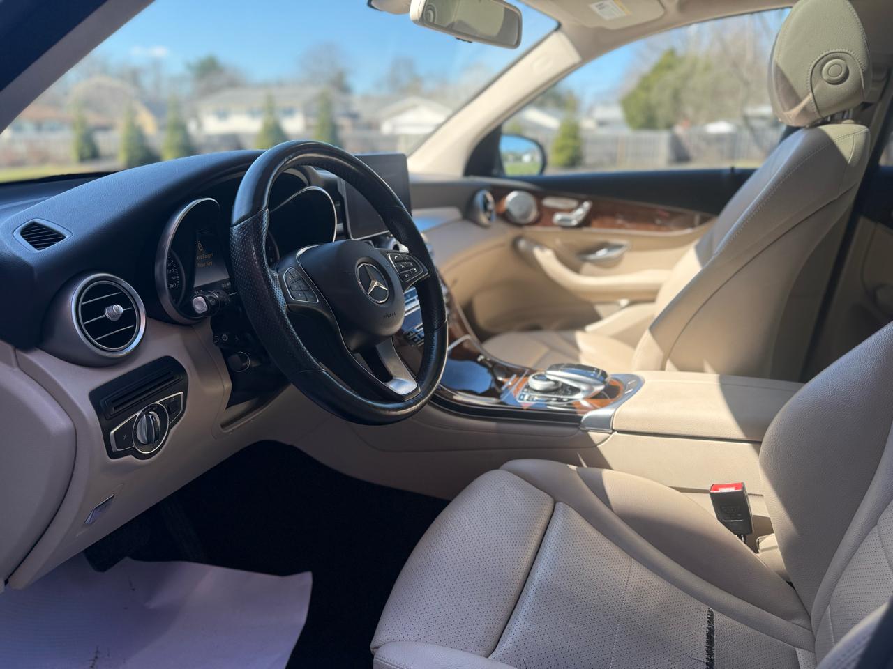 Mercedes-Benz GLC-Class  2017