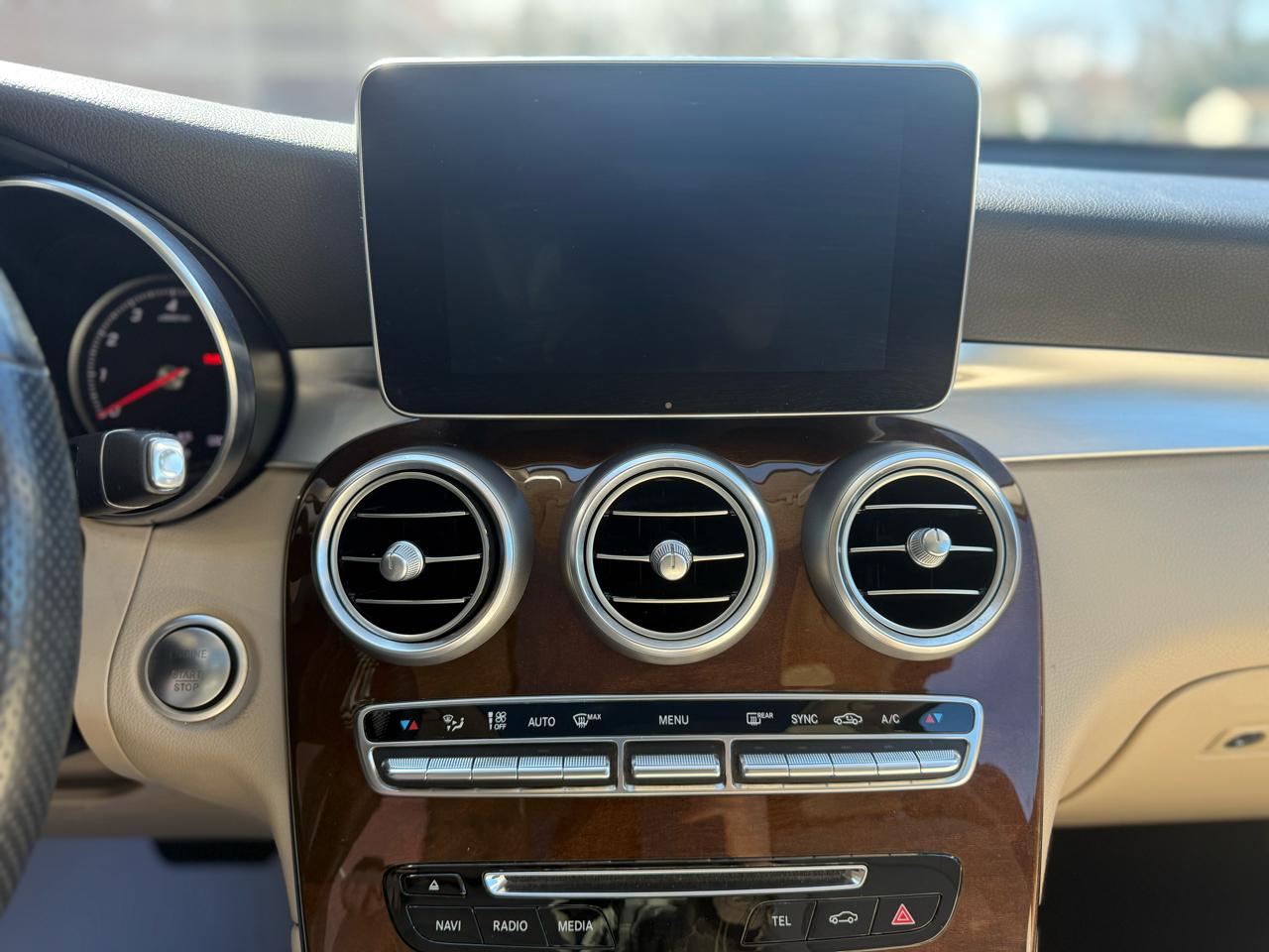 Mercedes-Benz GLC-Class  2017