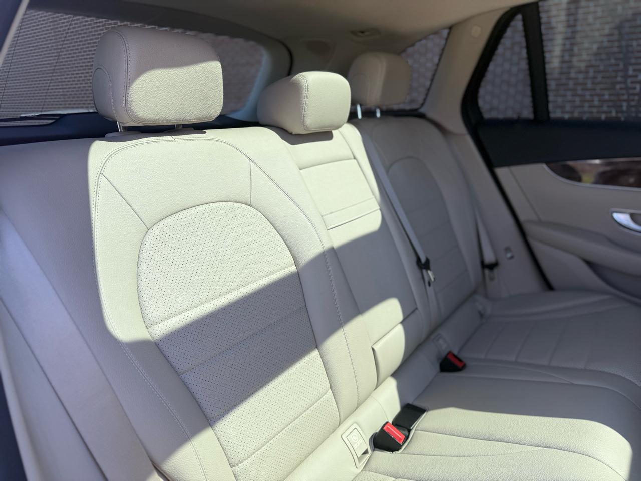 Mercedes-Benz GLC-Class  2017