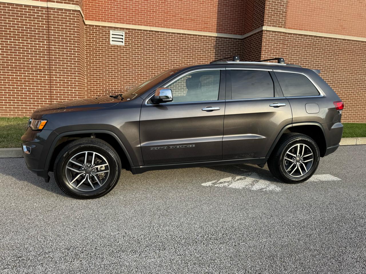 Jeep Grand Cherokee  2021