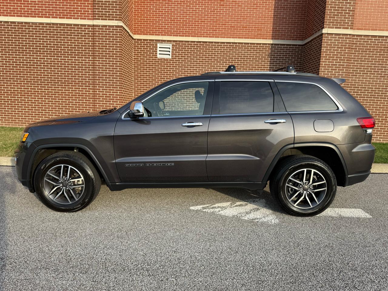 Jeep Grand Cherokee  2021