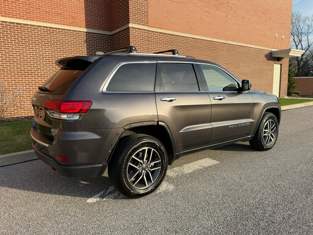 Jeep Grand Cherokee  2021