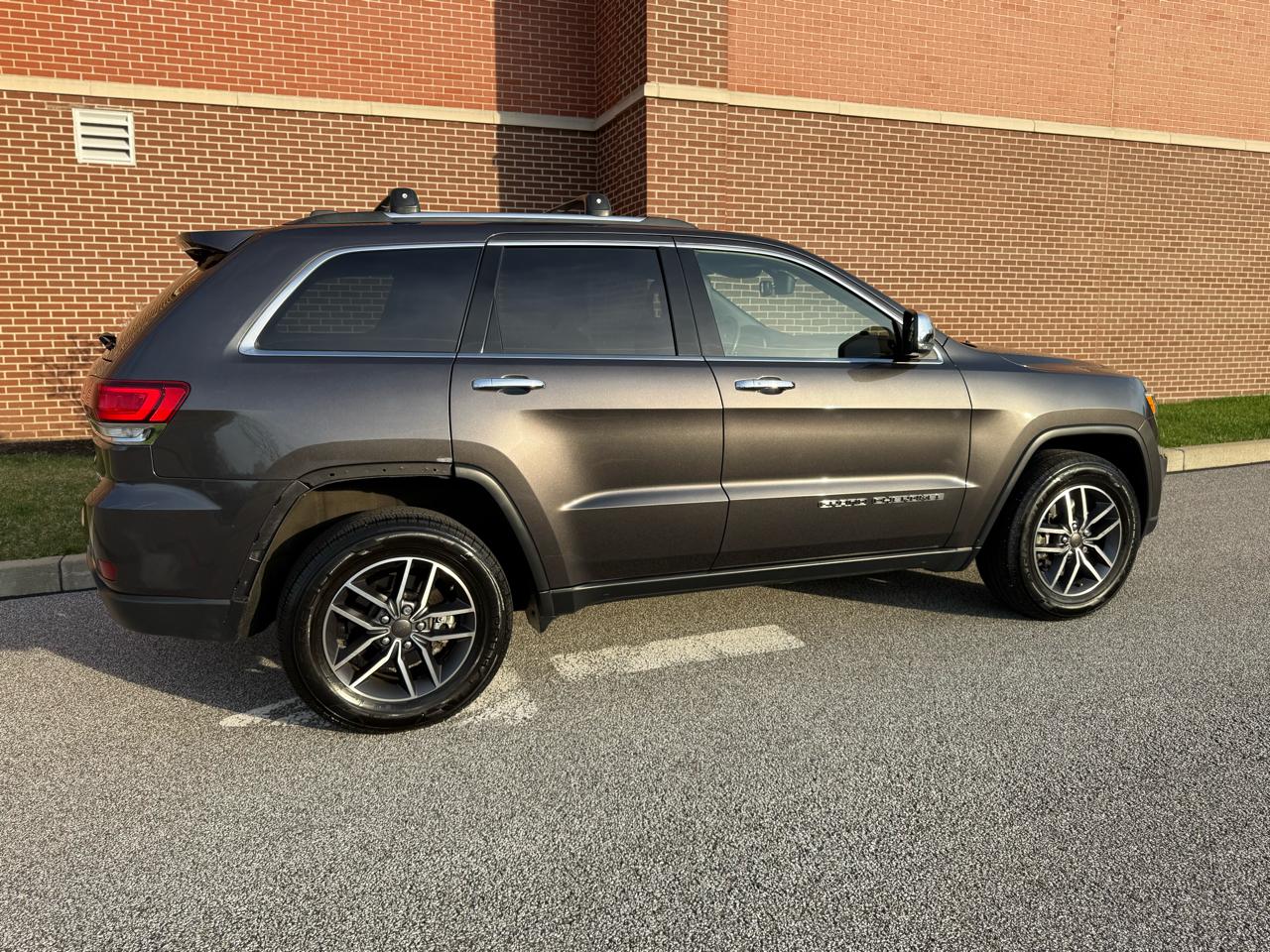 Jeep Grand Cherokee  2021