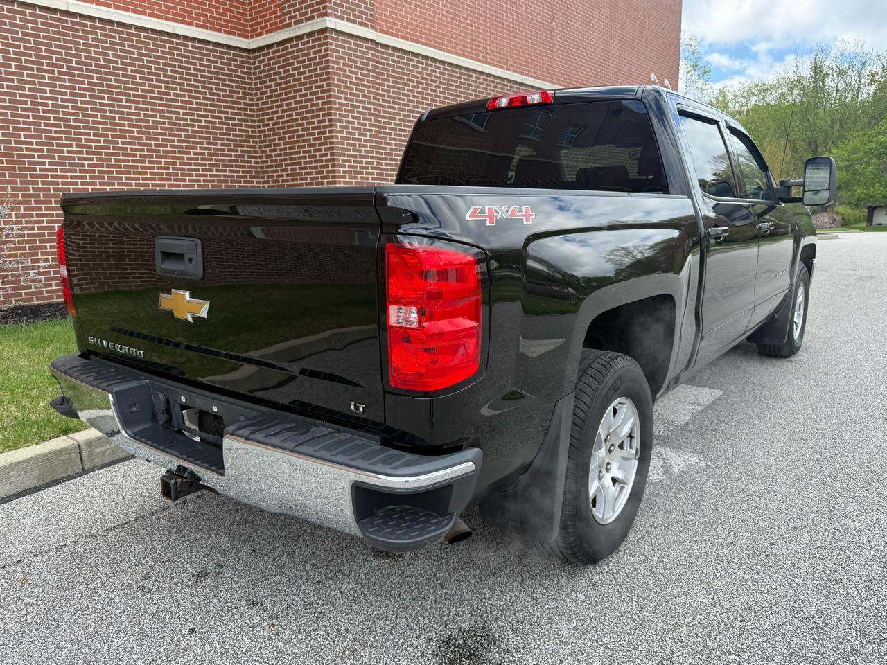 Chevrolet Silverado 1500 4WD Crew Cab 143.5" LT w/1LT 2017