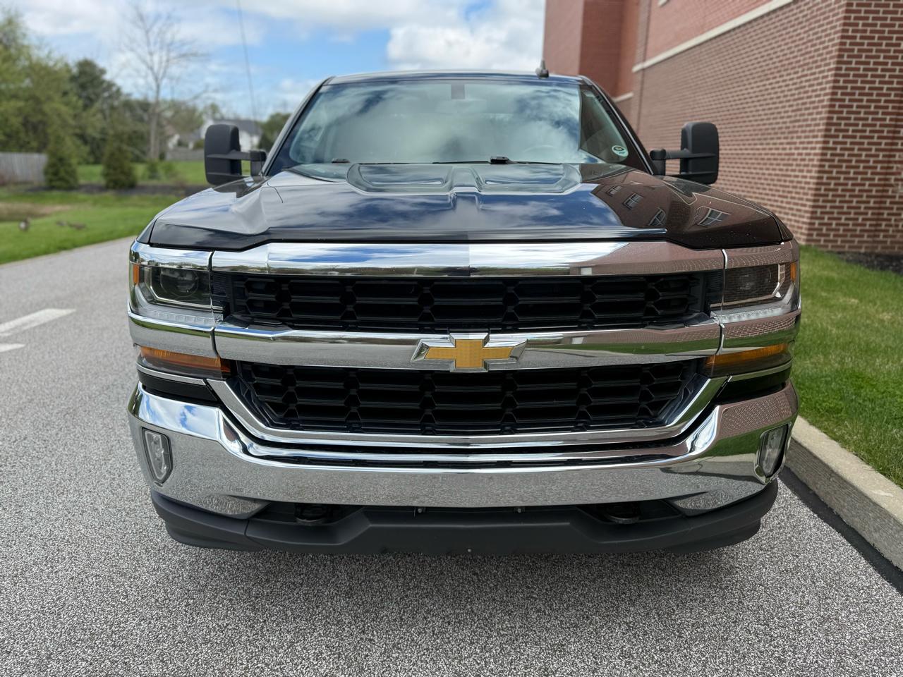 Chevrolet Silverado 1500 4WD Crew Cab 143.5" LT w/1LT 2017