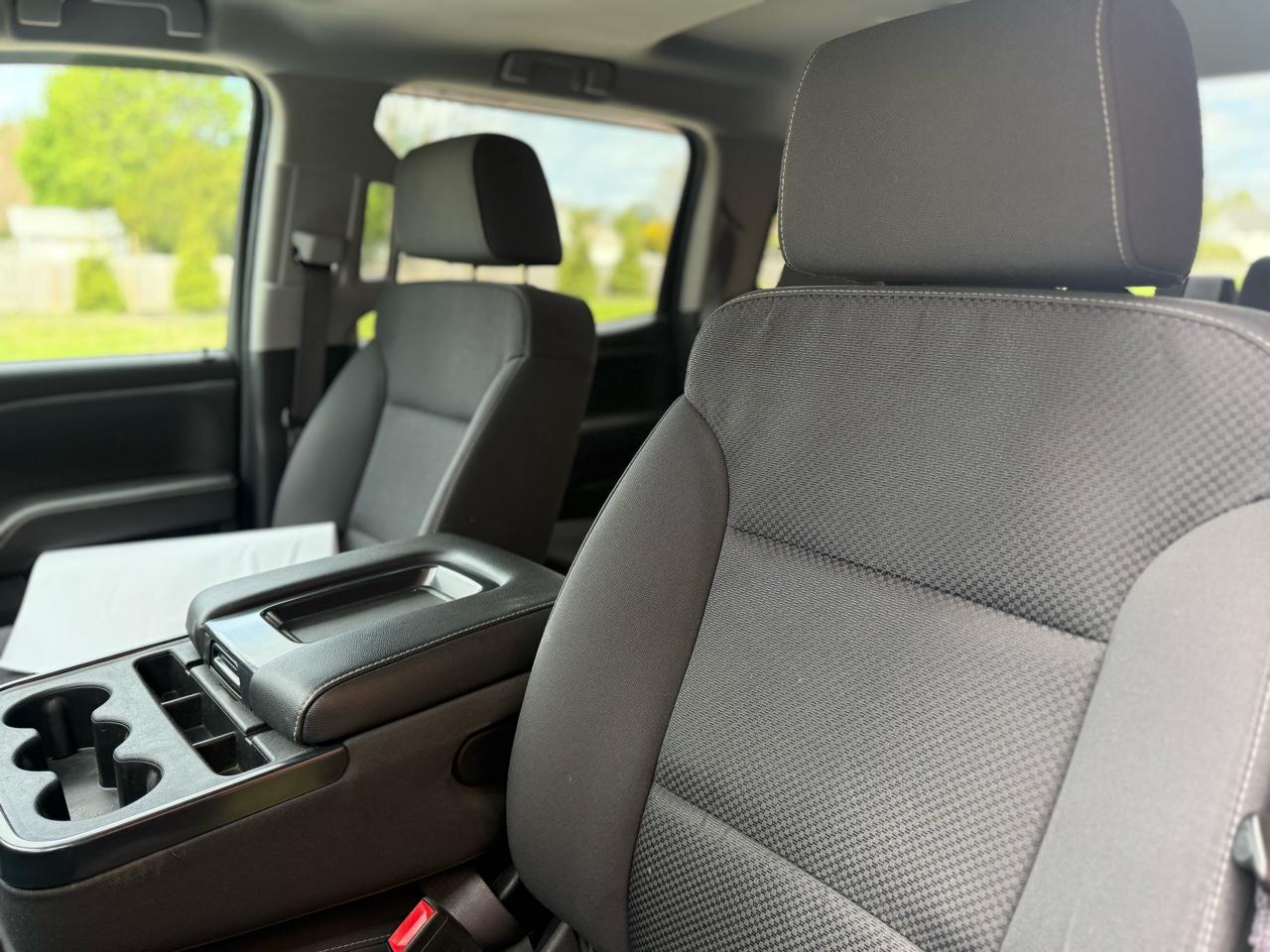 Chevrolet Silverado 1500 4WD Crew Cab 143.5" LT w/1LT 2017