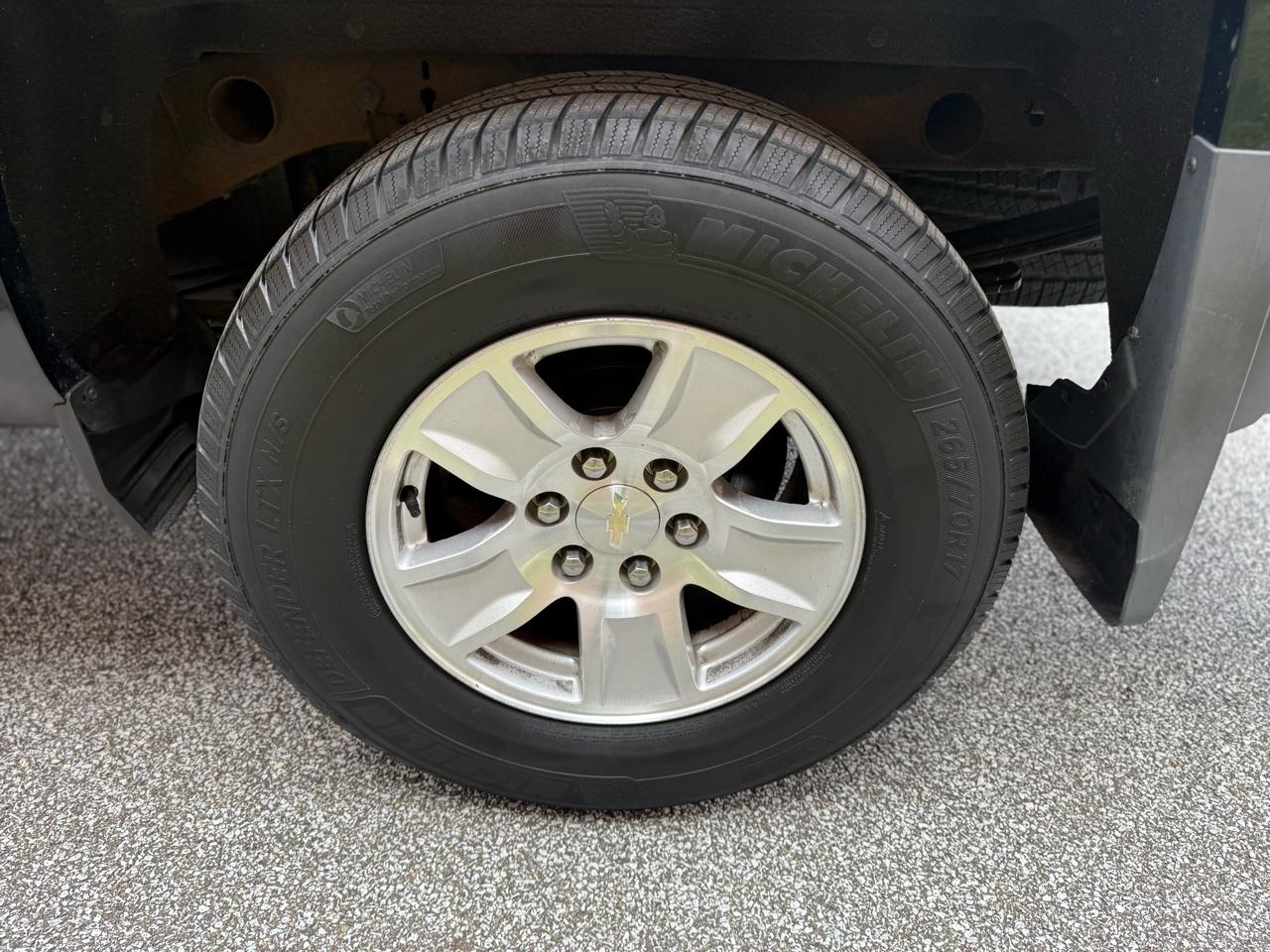 Chevrolet Silverado 1500 4WD Crew Cab 143.5" LT w/1LT 2017