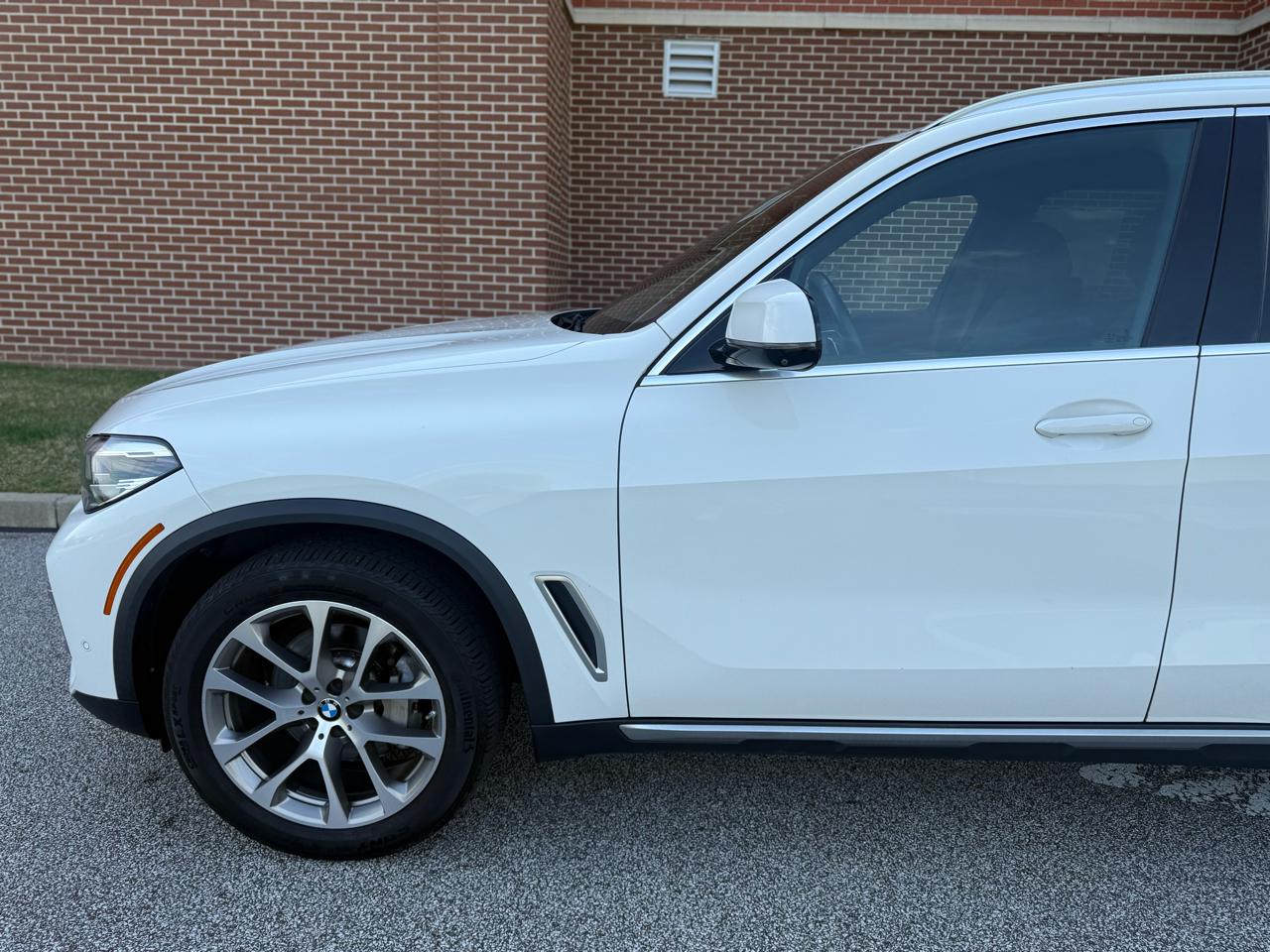BMW X5  2021