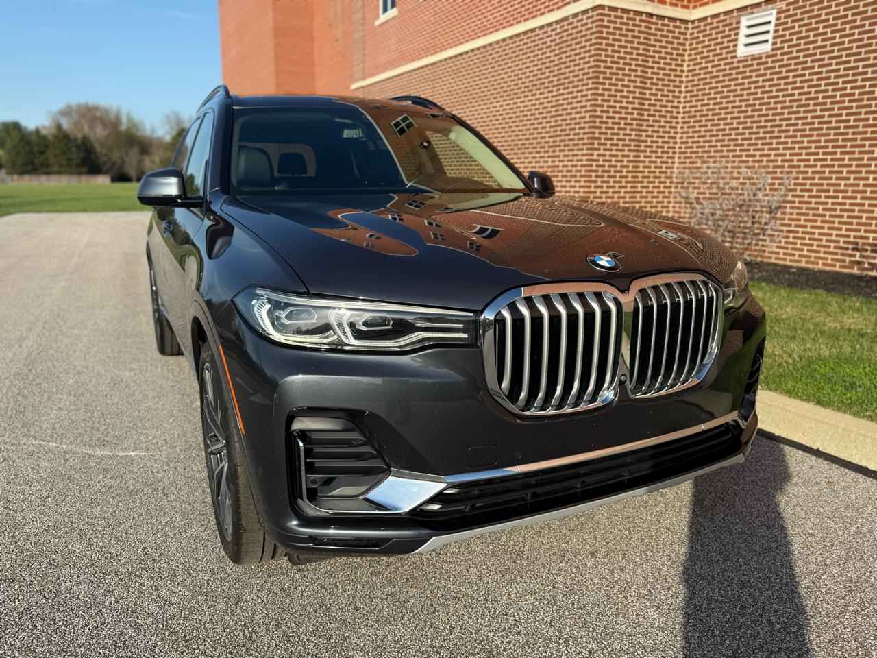 BMW X7  2021