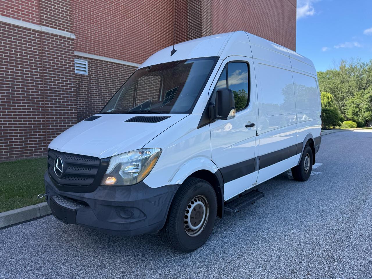 Mercedes-Benz Sprinter 2500 Standard Roof V6 144" RWD 2017
