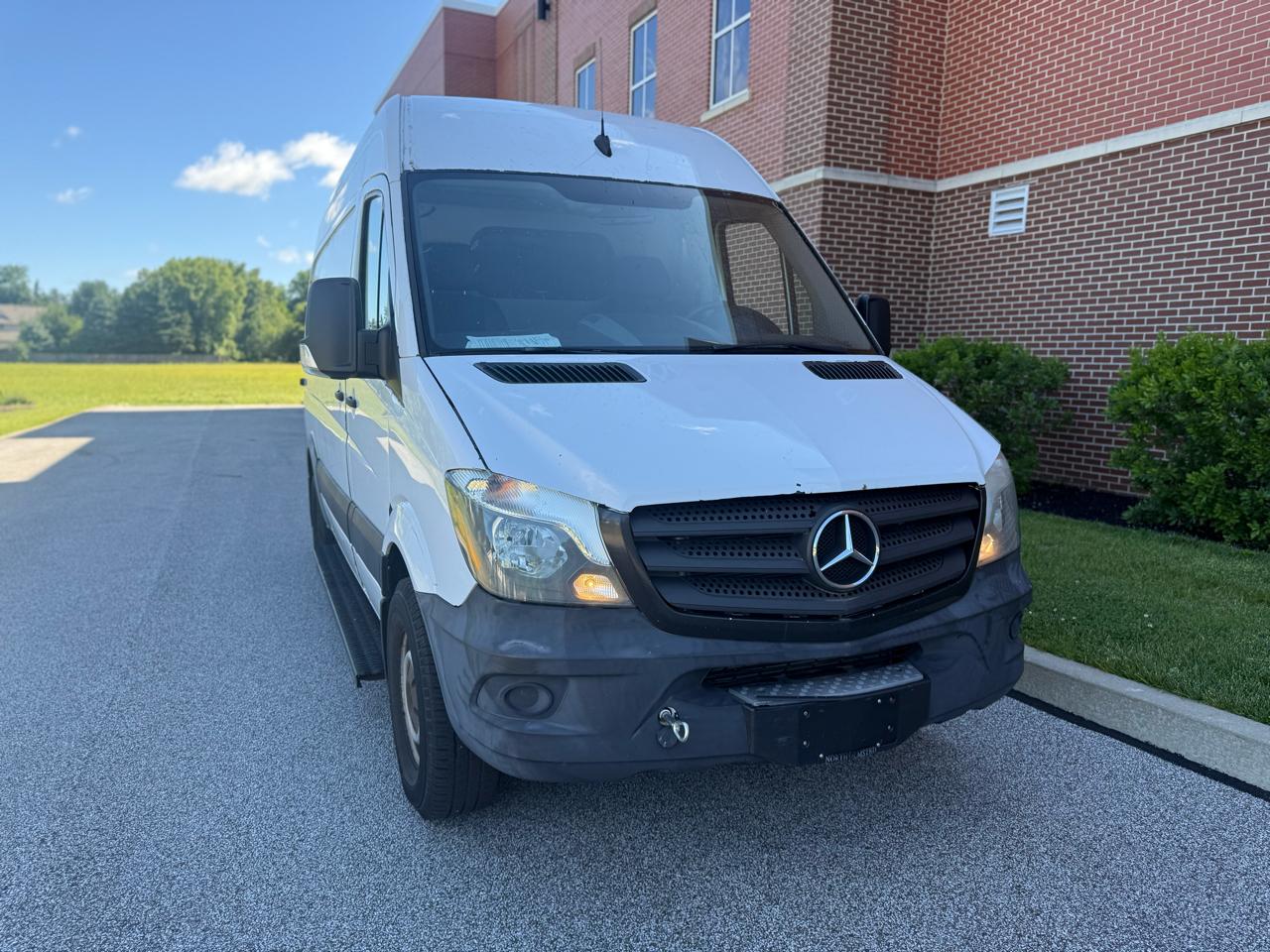 Mercedes-Benz Sprinter 2500 Standard Roof V6 144" RWD 2017