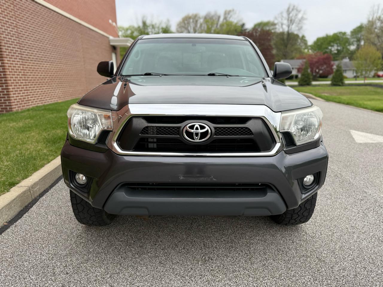 Toyota Tacoma  2013