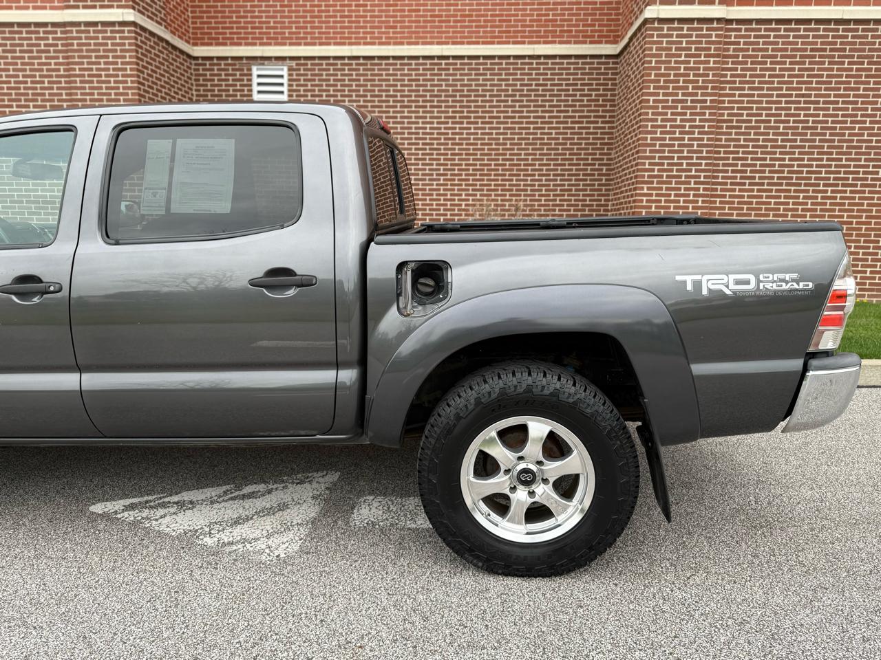 Toyota Tacoma  2013