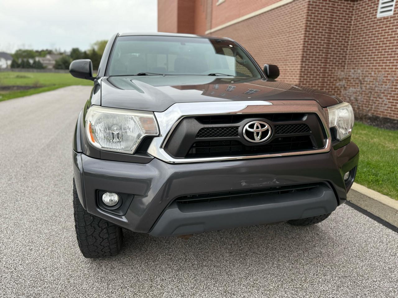 Toyota Tacoma  2013