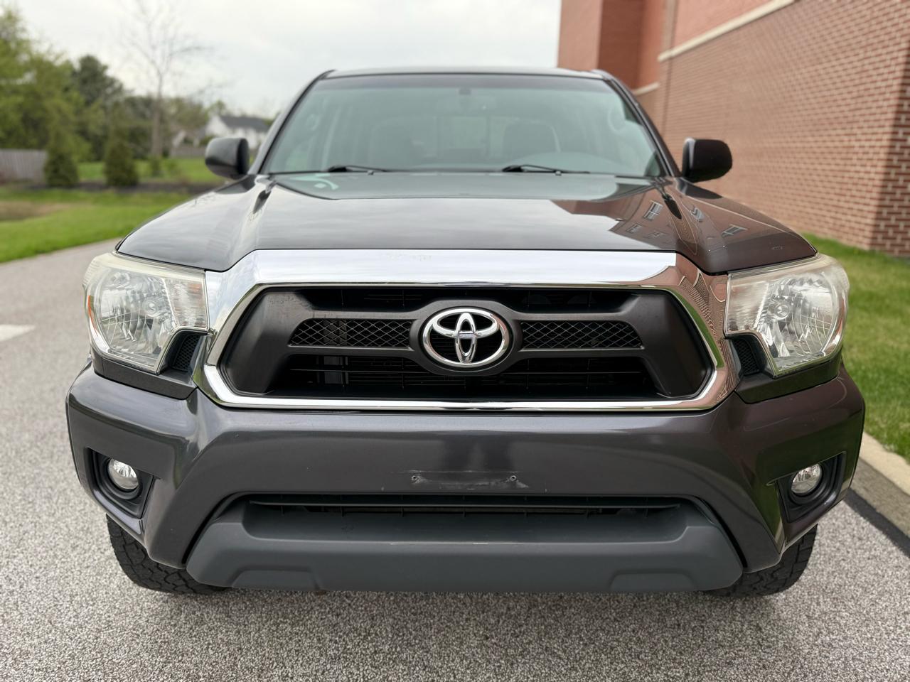 Toyota Tacoma  2013