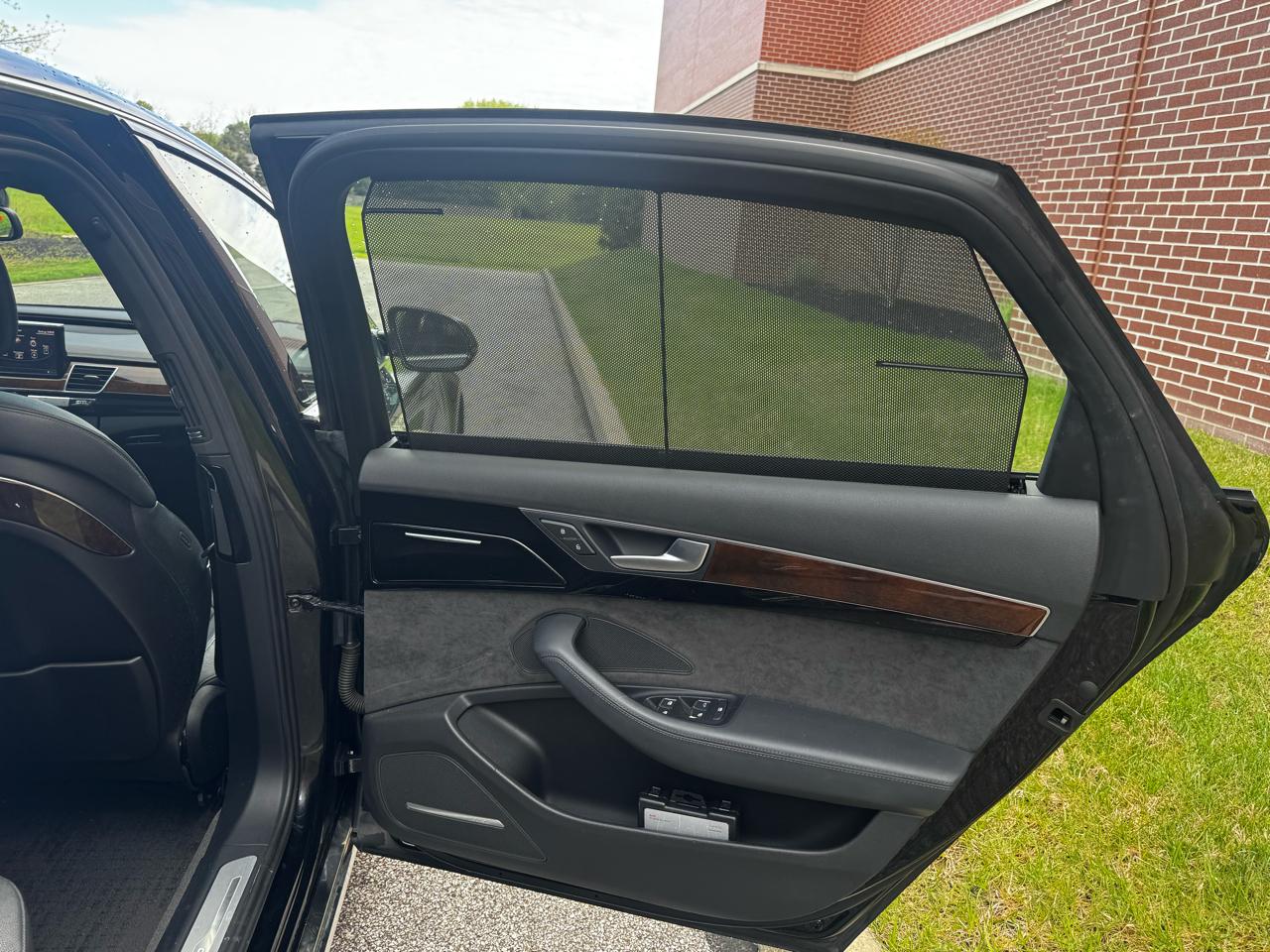 Audi A8 4dr Sdn 3.0T 2016