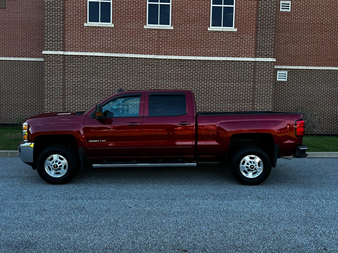 Chevrolet Silverado 2500HD 4WD Crew Cab 153.7" LT 2018
