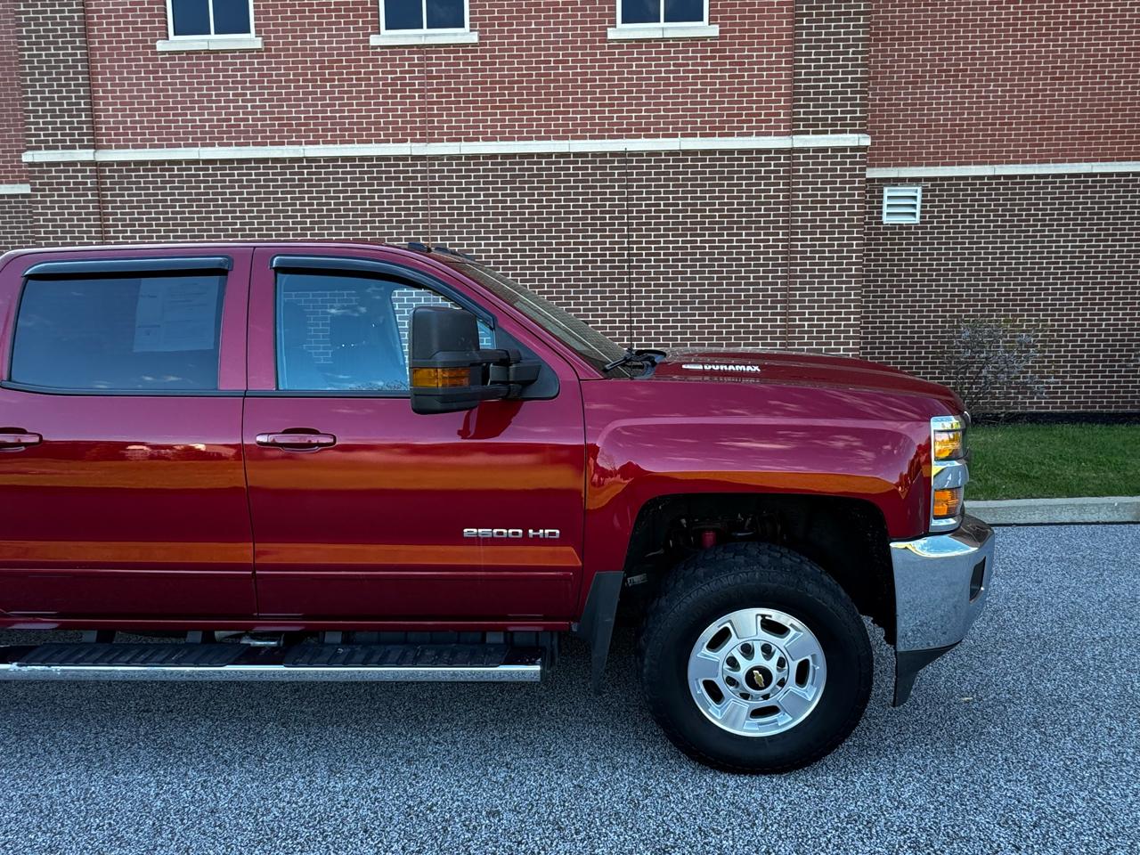 Chevrolet Silverado 2500HD 4WD Crew Cab 153.7" LT 2018
