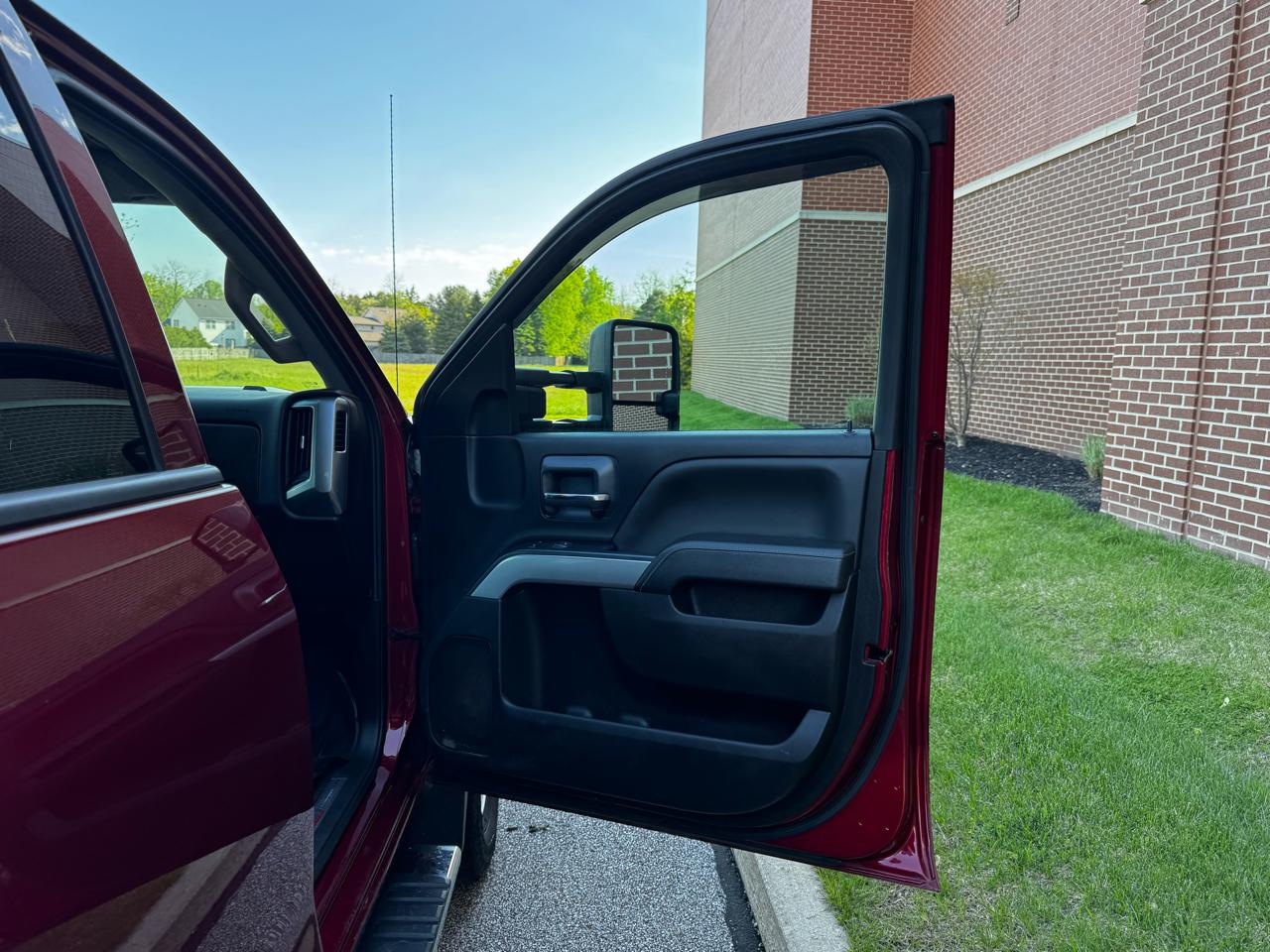 Chevrolet Silverado 2500HD 4WD Crew Cab 153.7" LT 2018