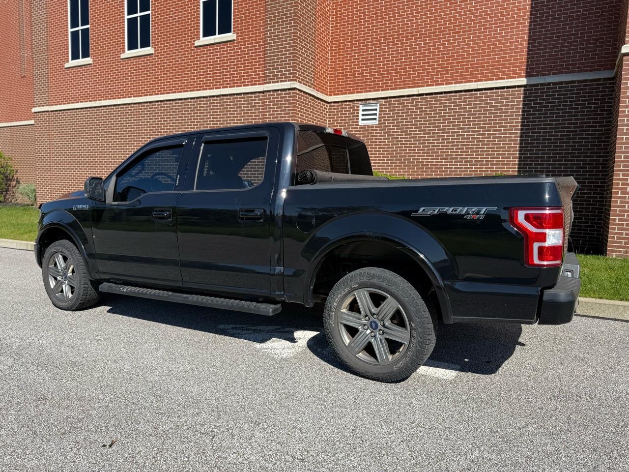 Ford F-150 XLT 4WD SuperCrew 5.5' Box 2018