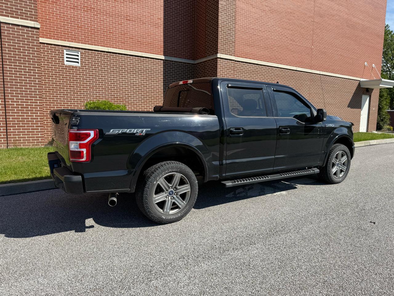 Ford F-150 XLT 4WD SuperCrew 5.5' Box 2018