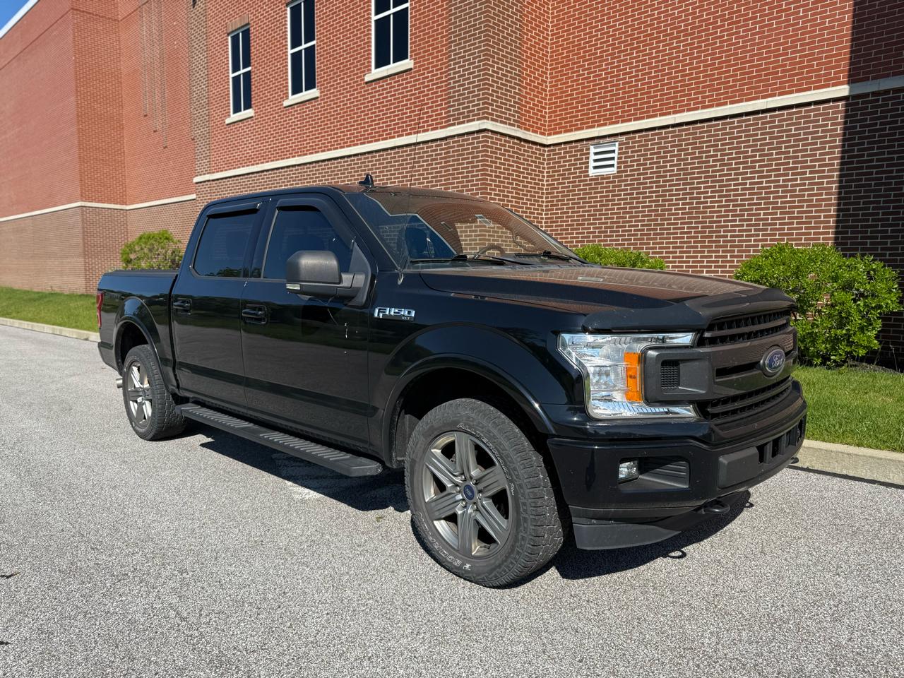 Ford F-150 XLT 4WD SuperCrew 5.5' Box 2018