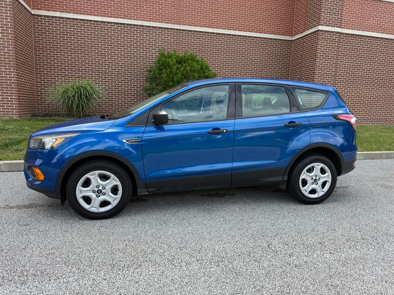 Ford Escape S FWD 2018