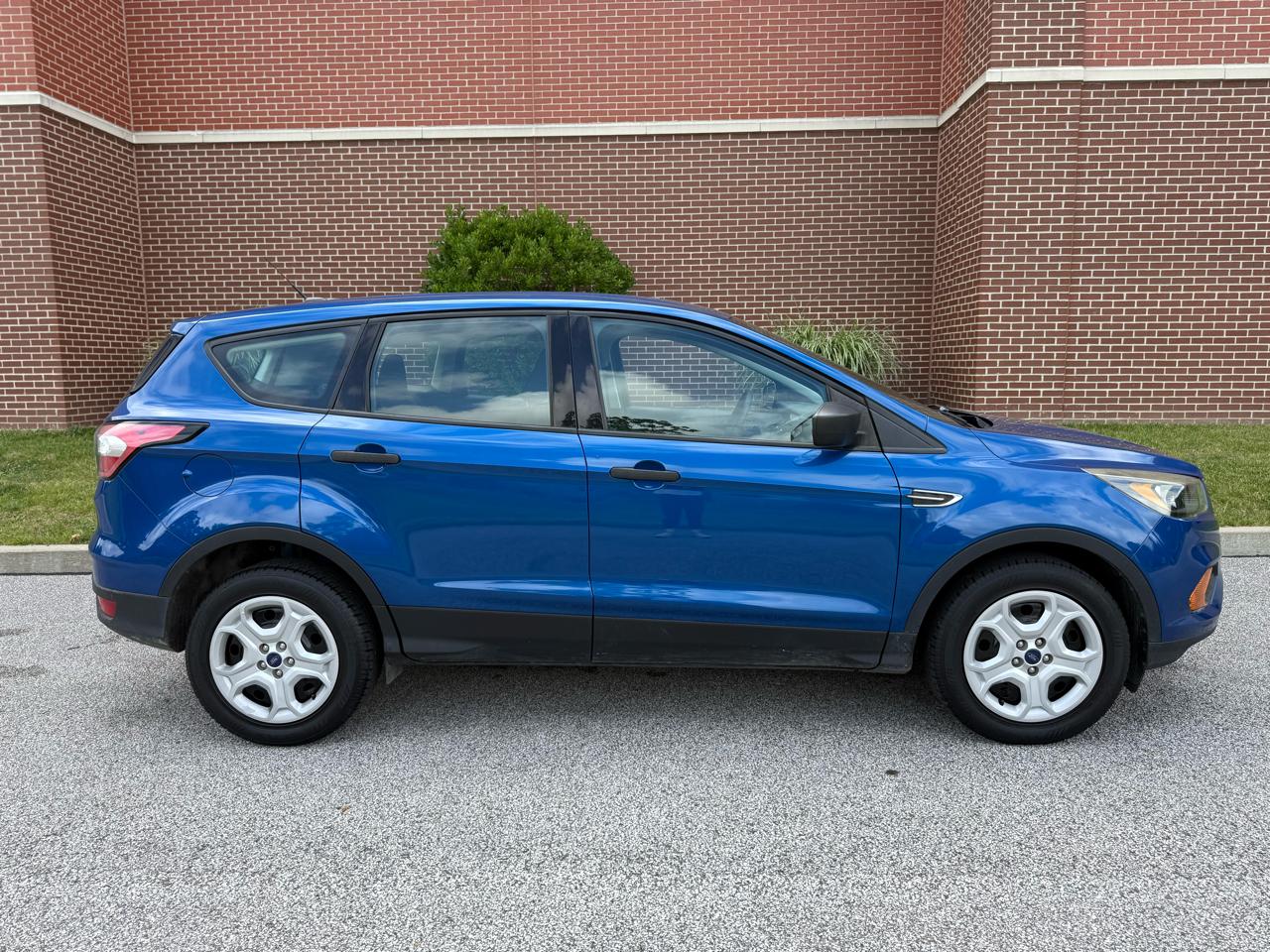 Ford Escape S FWD 2018