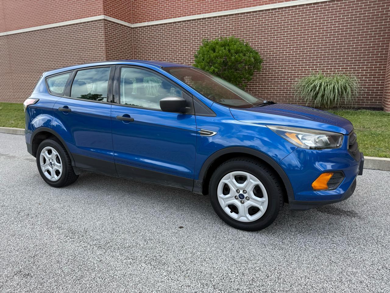 Ford Escape S FWD 2018