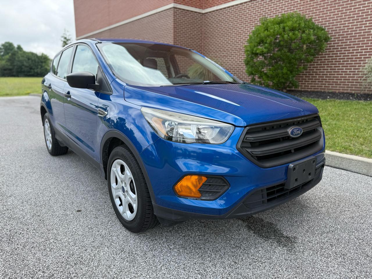 Ford Escape S FWD 2018