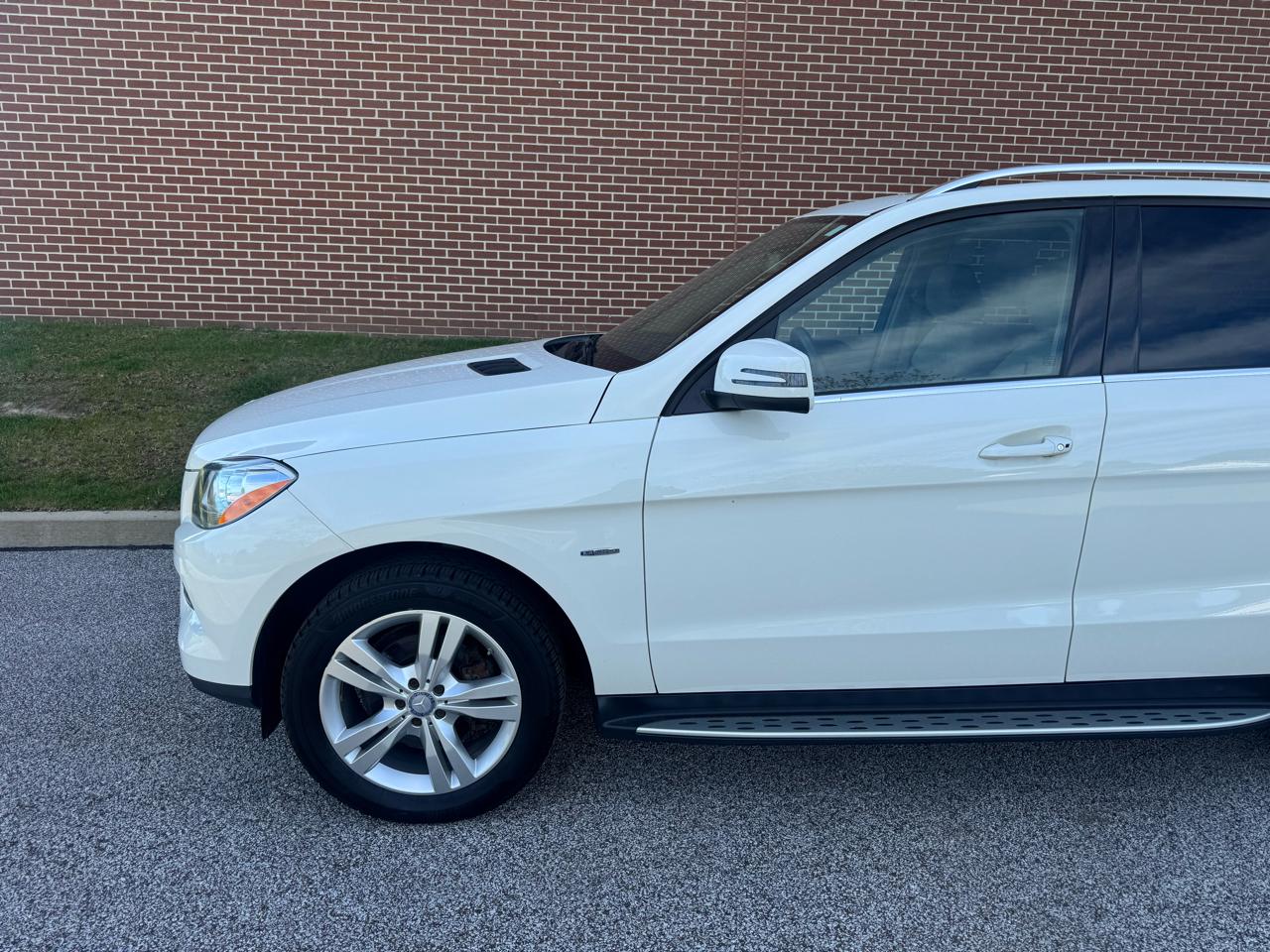 Mercedes-Benz M-Class 4MATIC 4dr ML 350 2012