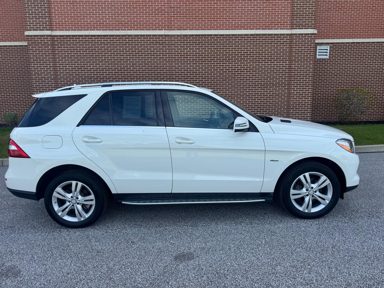 Mercedes-Benz M-Class 4MATIC 4dr ML 350 2012