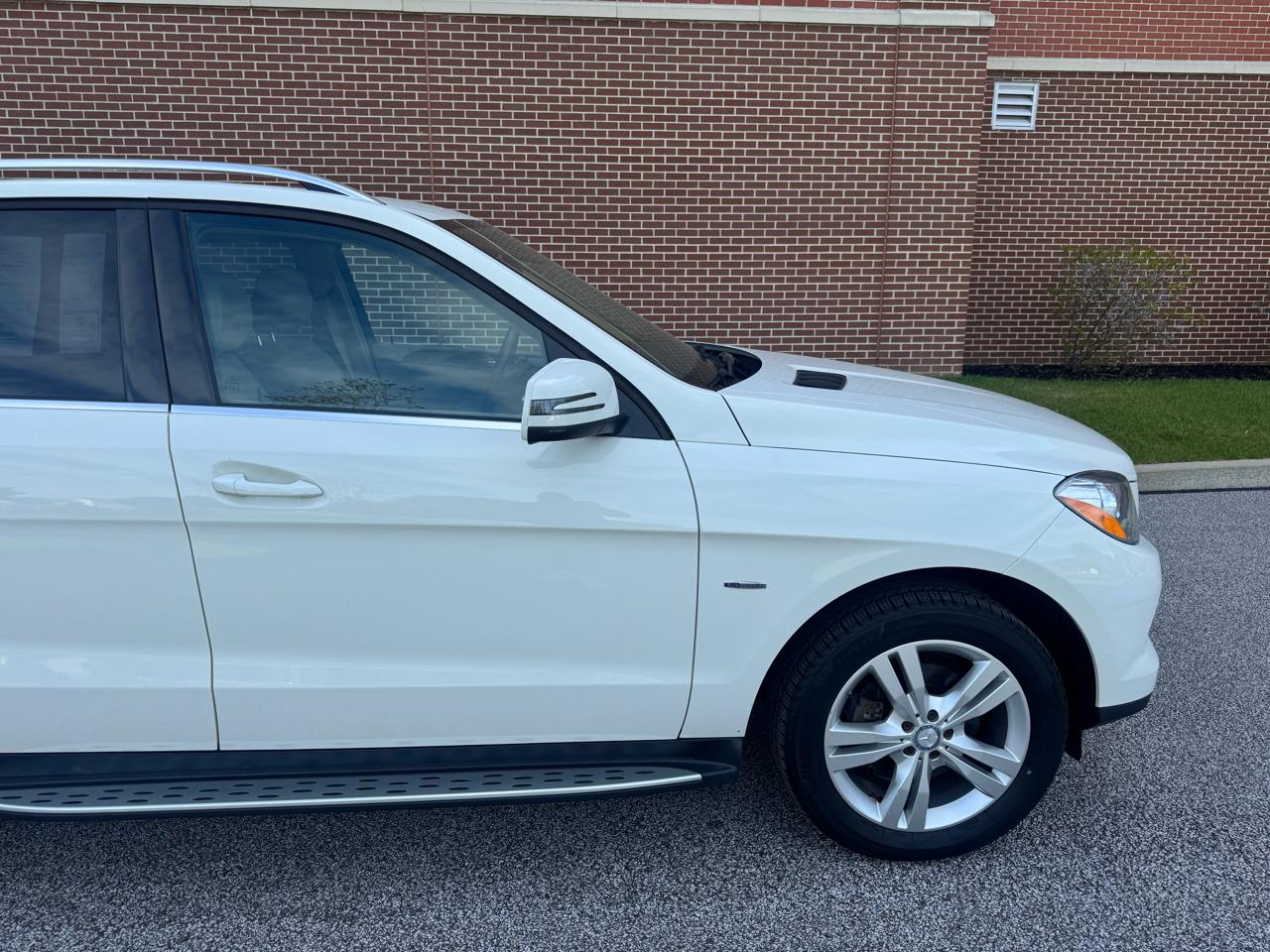Mercedes-Benz M-Class 4MATIC 4dr ML 350 2012