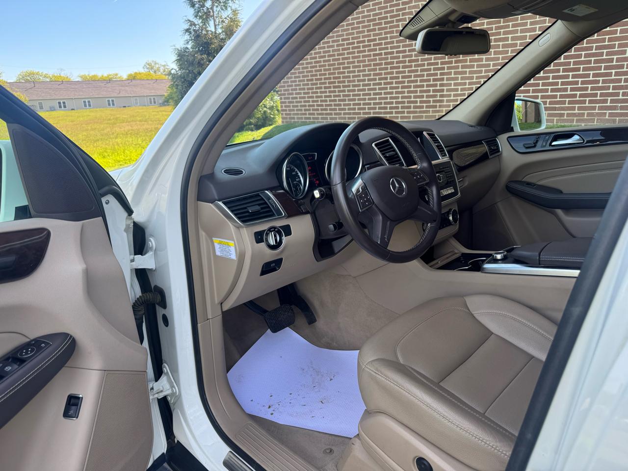 Mercedes-Benz M-Class 4MATIC 4dr ML 350 2012