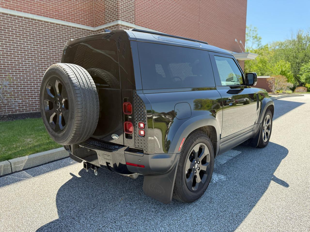 Land Rover Defender 90 S AWD 2023