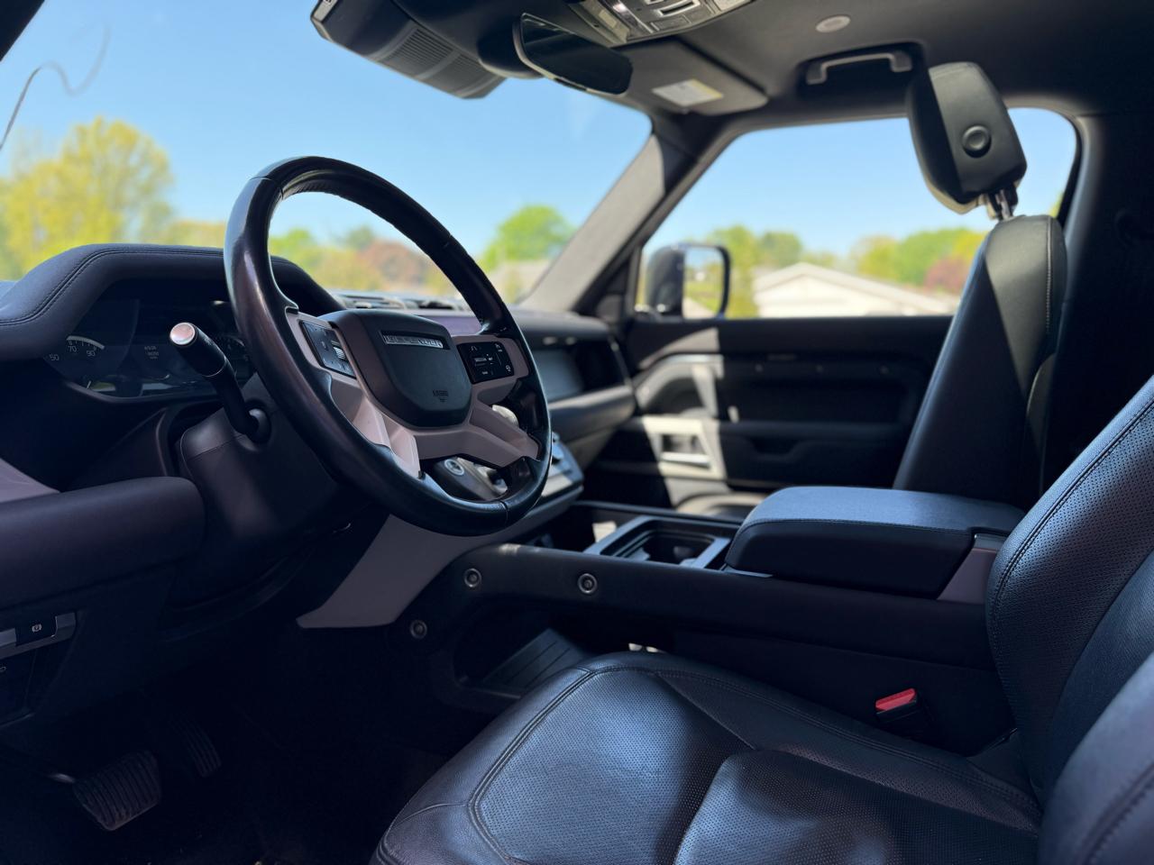 Land Rover Defender 90 S AWD 2023