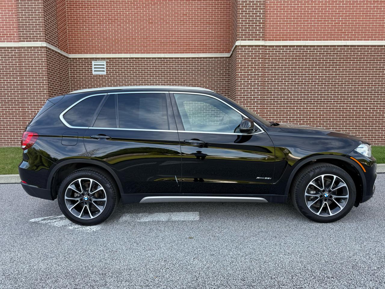 BMW X5 xDrive35i Sports Activity Vehicle 2017
