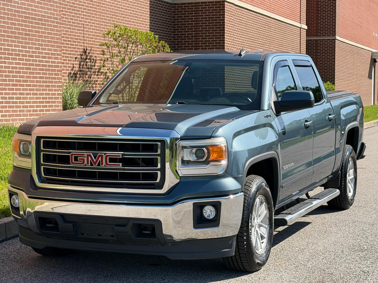 2014 GMC Sierra 4WD Crew Cab SLE LWB's photo