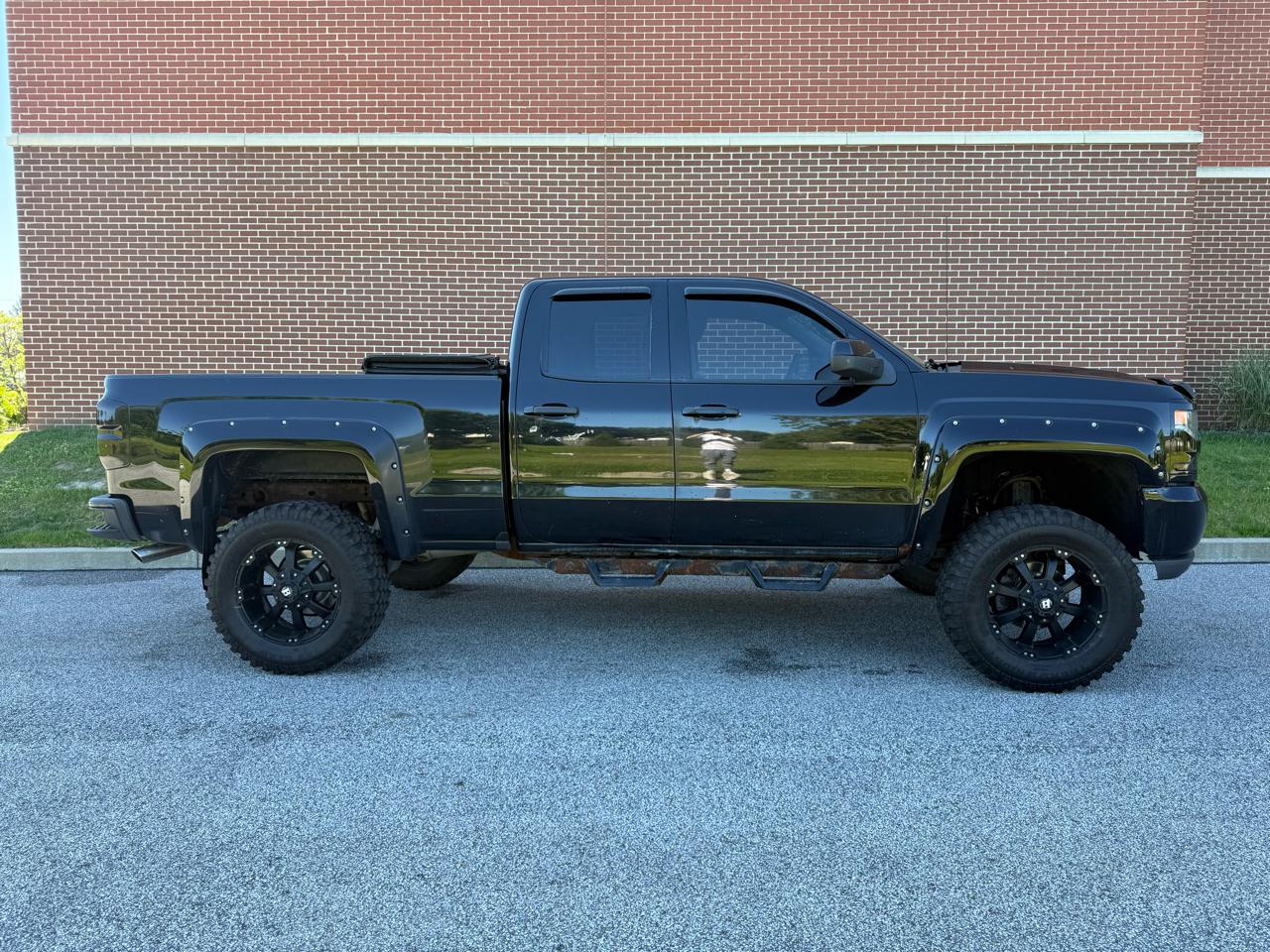 Chevrolet Silverado 1500 4WD Double Cab 143.5" Custom 2017