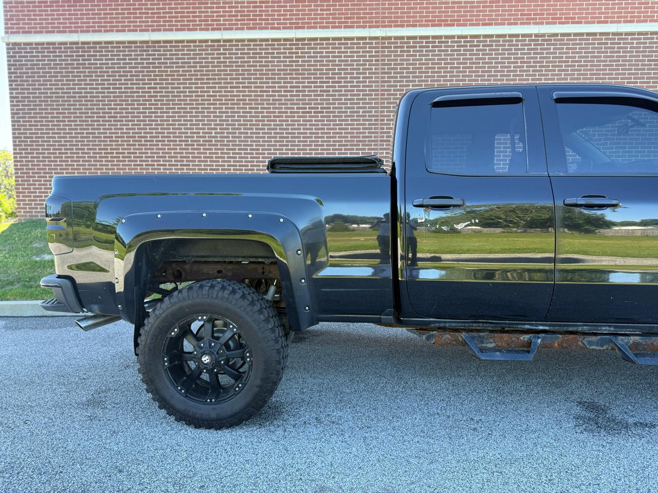 Chevrolet Silverado 1500 4WD Double Cab 143.5" Custom 2017