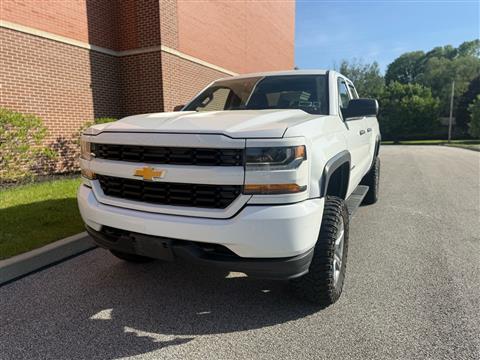 2016 Chevrolet Silverado 1500 4WD Double Cab 143.5" Custom