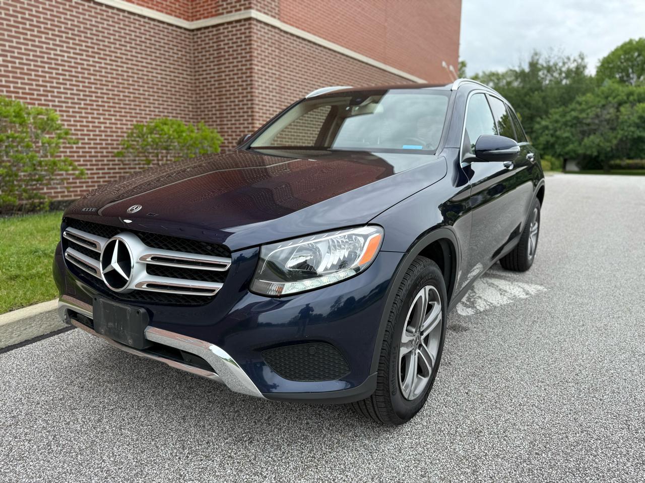 2018 Mercedes-Benz GLC GLC300 4MATIC's photo