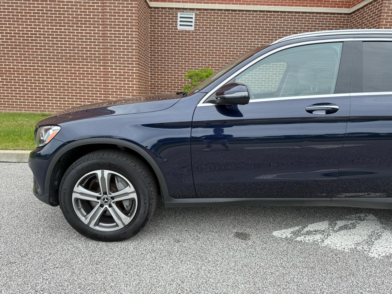 Mercedes-Benz GLC GLC 300 4MATIC SUV 2018