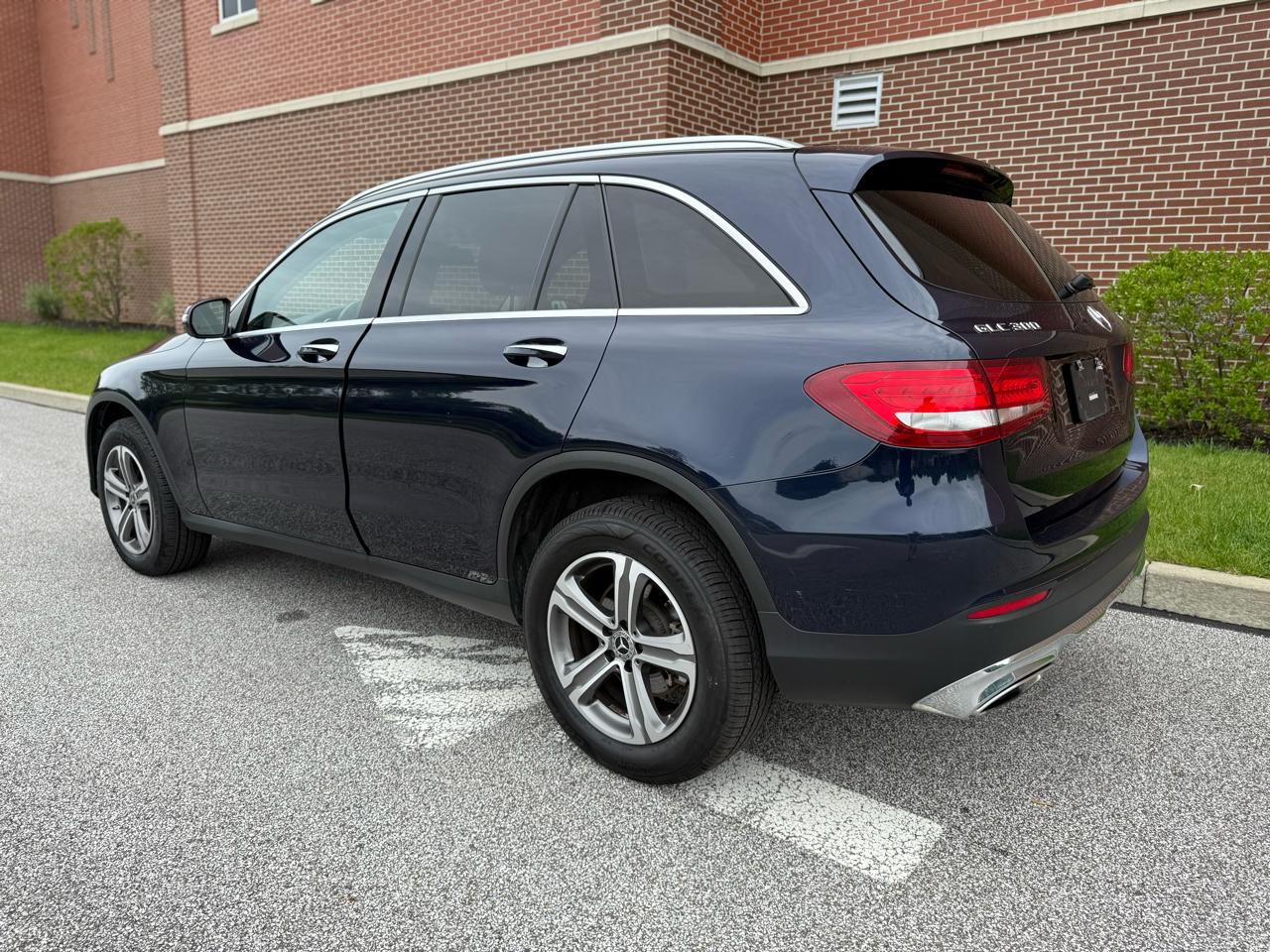 Mercedes-Benz GLC GLC 300 4MATIC SUV 2018