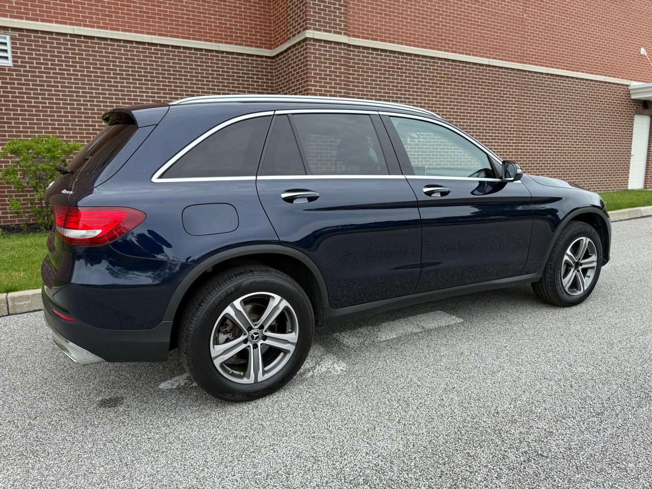 Mercedes-Benz GLC GLC 300 4MATIC SUV 2018