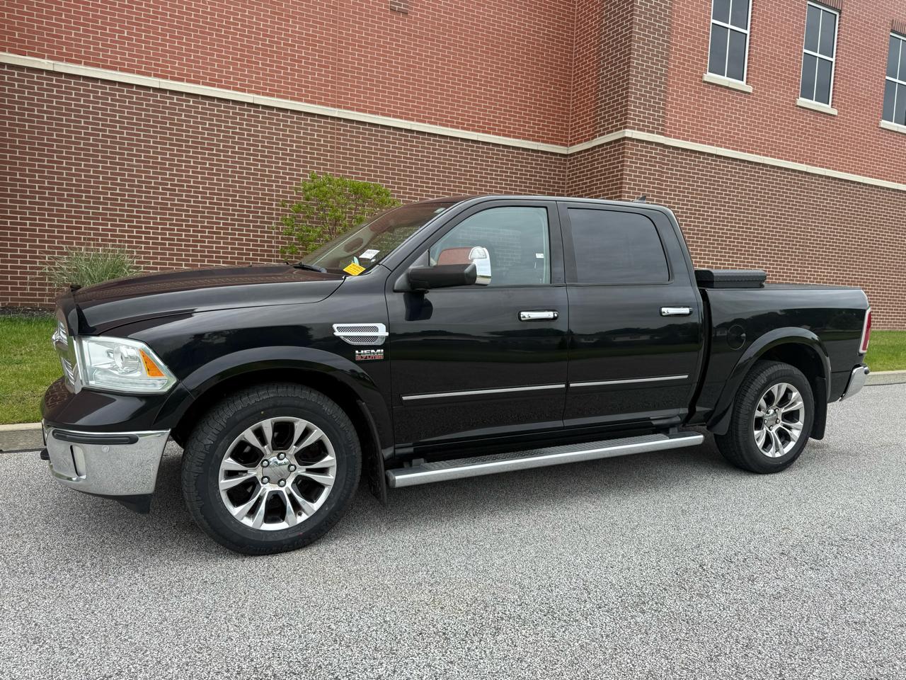 RAM 1500 4WD Crew Cab 140.5" Longhorn 2014